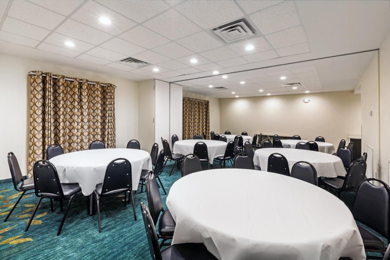 Candlewood Suites Houston - Spring By Ihg Westfield Экстерьер фото